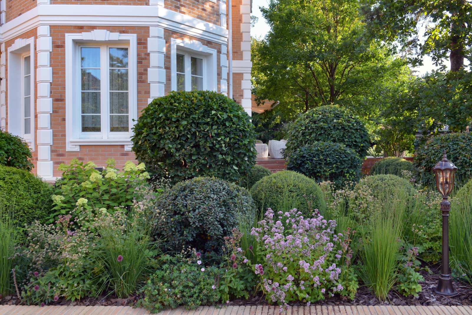 Fairy Garden.Сад под дубами