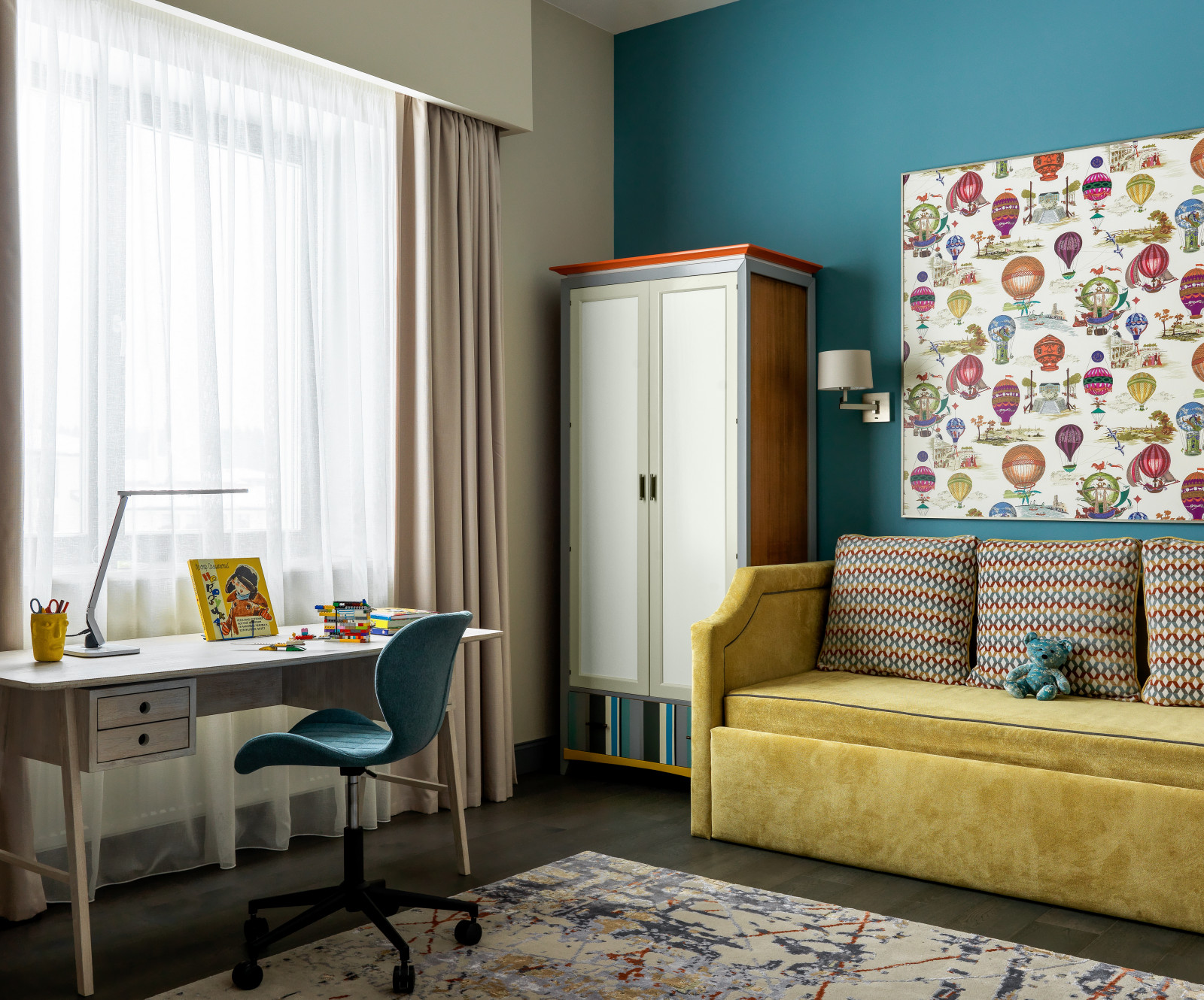 Дом для большой семьи, Графские пруды