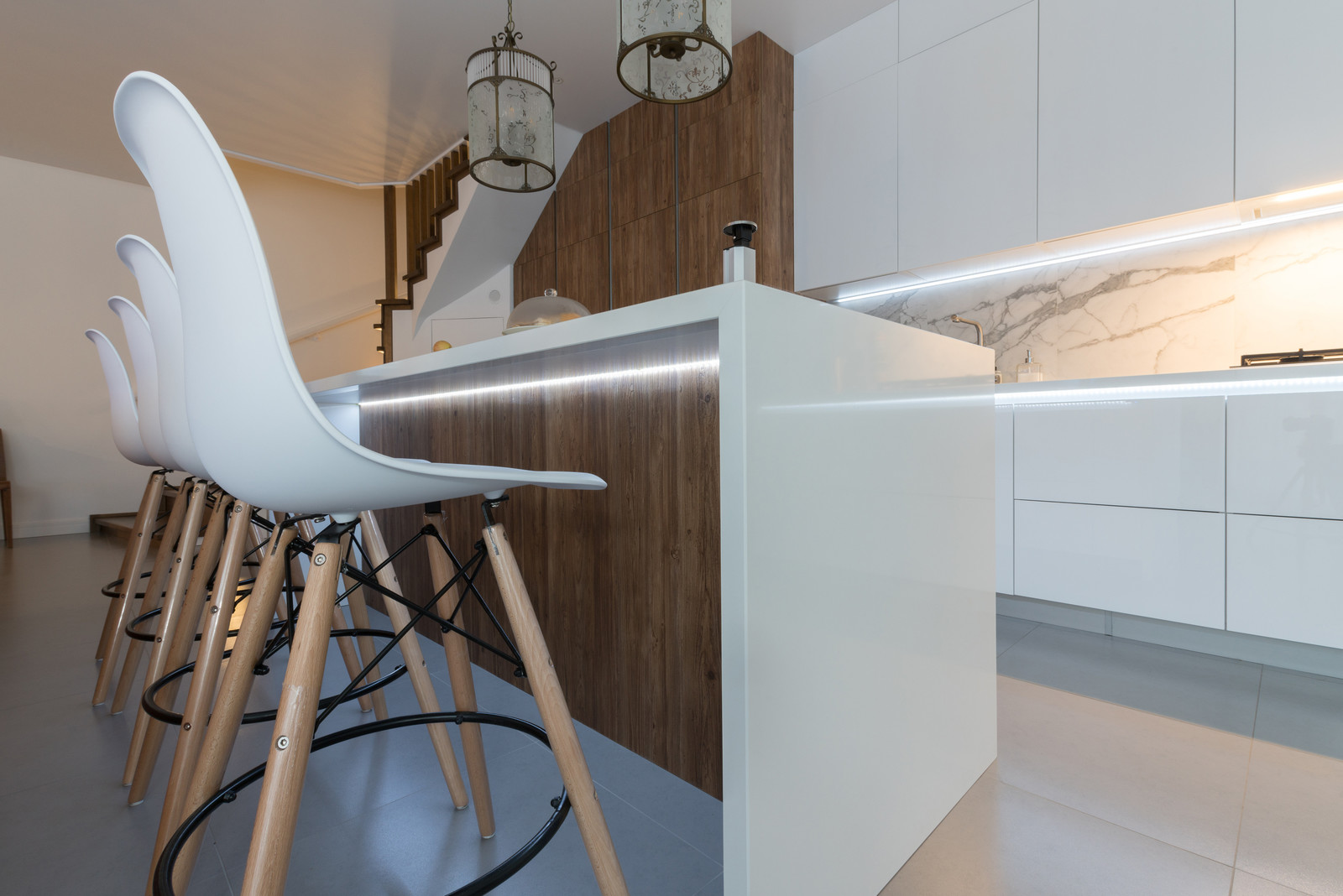 Обложка проекта: Современная кухня в Подмосковье