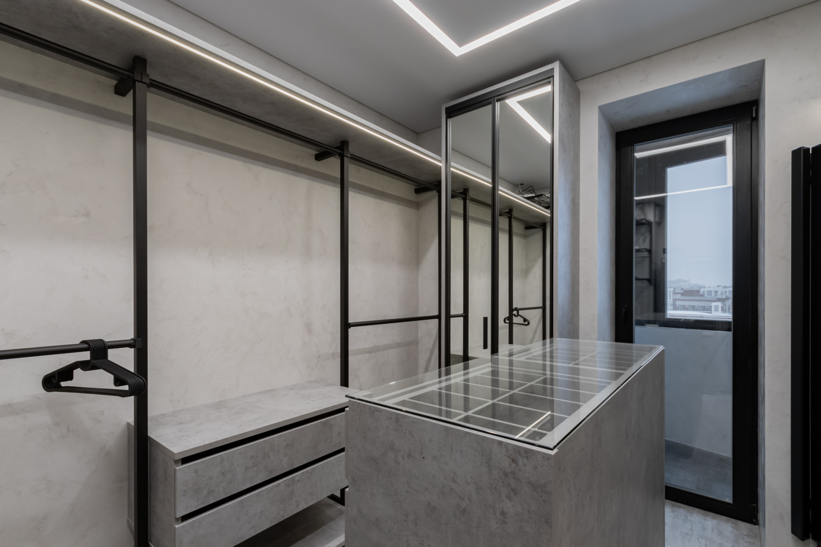 Гардеробная UNO raumplus в чёрном цвете