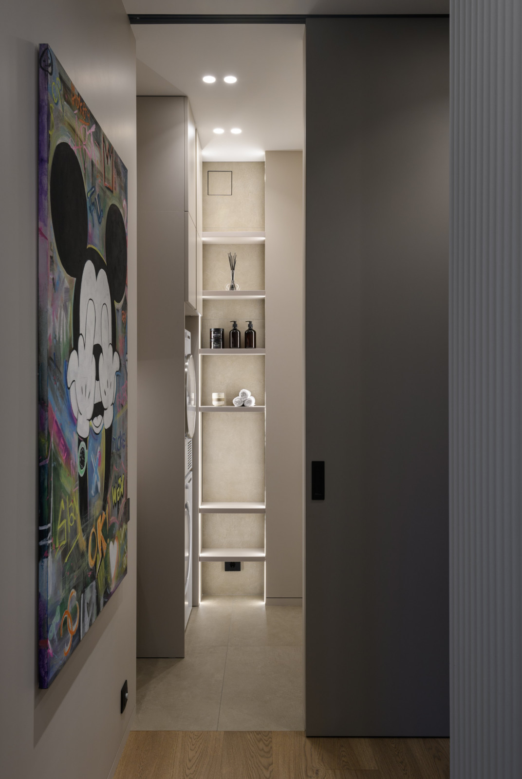 Обложка проекта: Реализация квартиры Richmond Residens