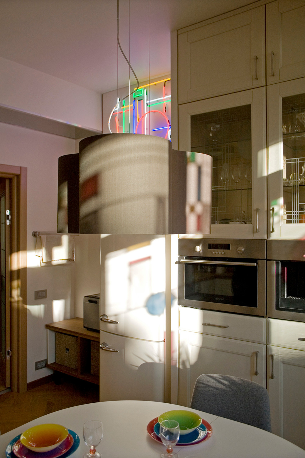 Кухня недели: Зимний сад и витражные окна