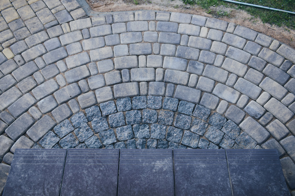 Имитация средневекового камня