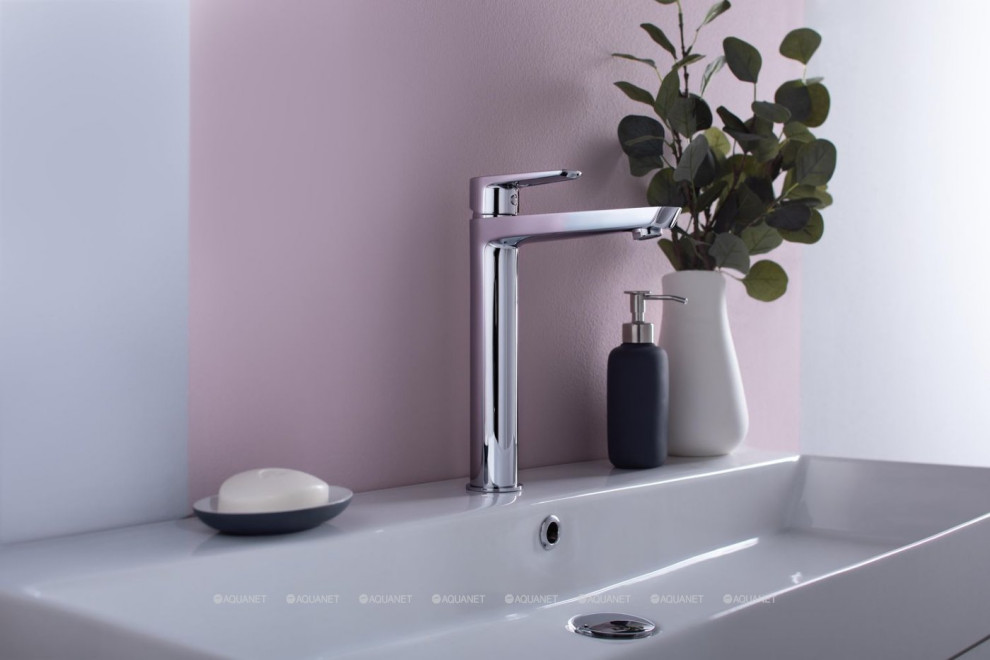 Обложка проекта: Визуальные приемы зонирования пространства ванной комнаты