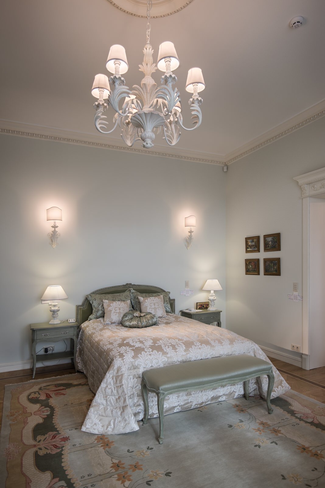 Дом в Миллениум Парк. Элитная мебель