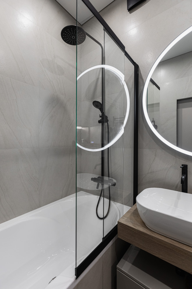 Двухкомнатная квартира в современном стиле с яркими акцентами