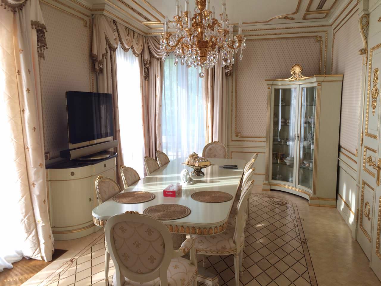 Максим Скотников