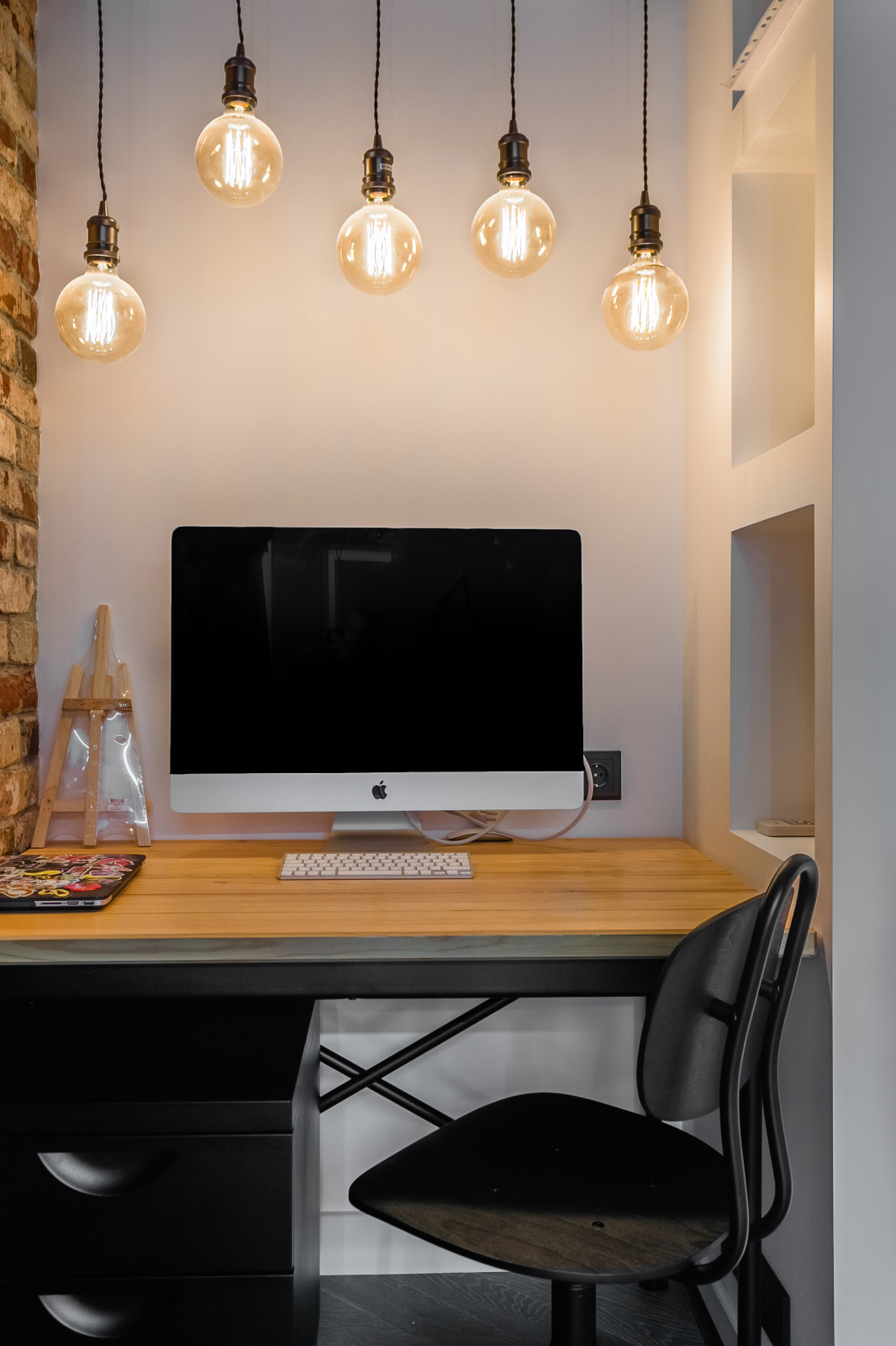 Houzz тур: Квартира, где светильники... греют ужин