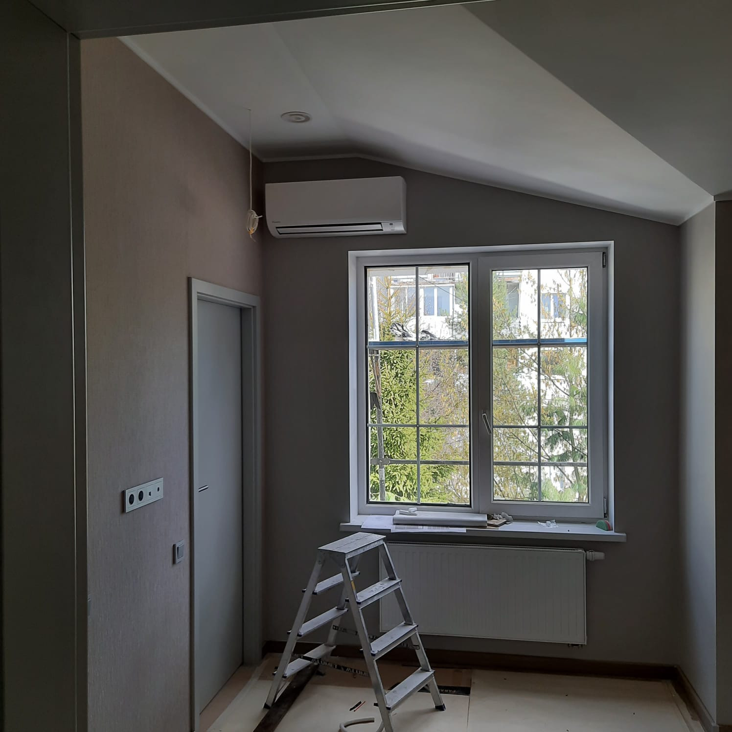 Установка кондиционера в квартирах с ремонтом