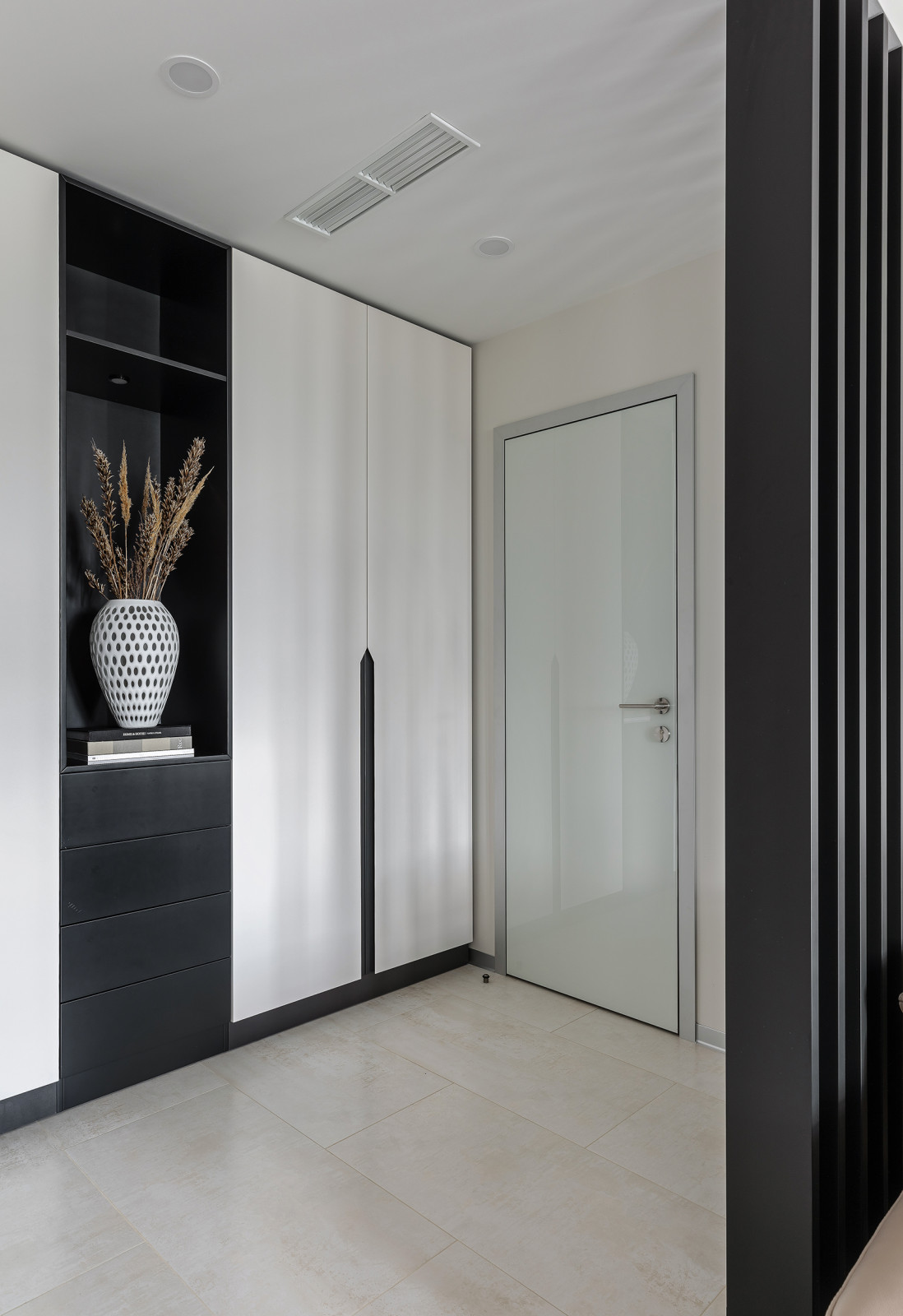 Контрастный минимализм