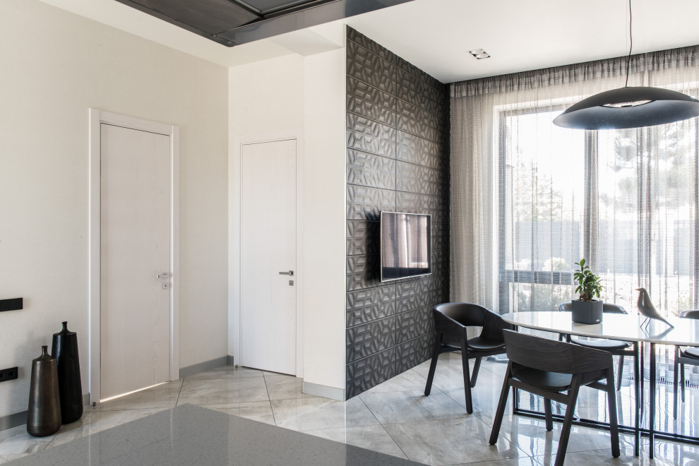 Интерьер кухни в коттедже