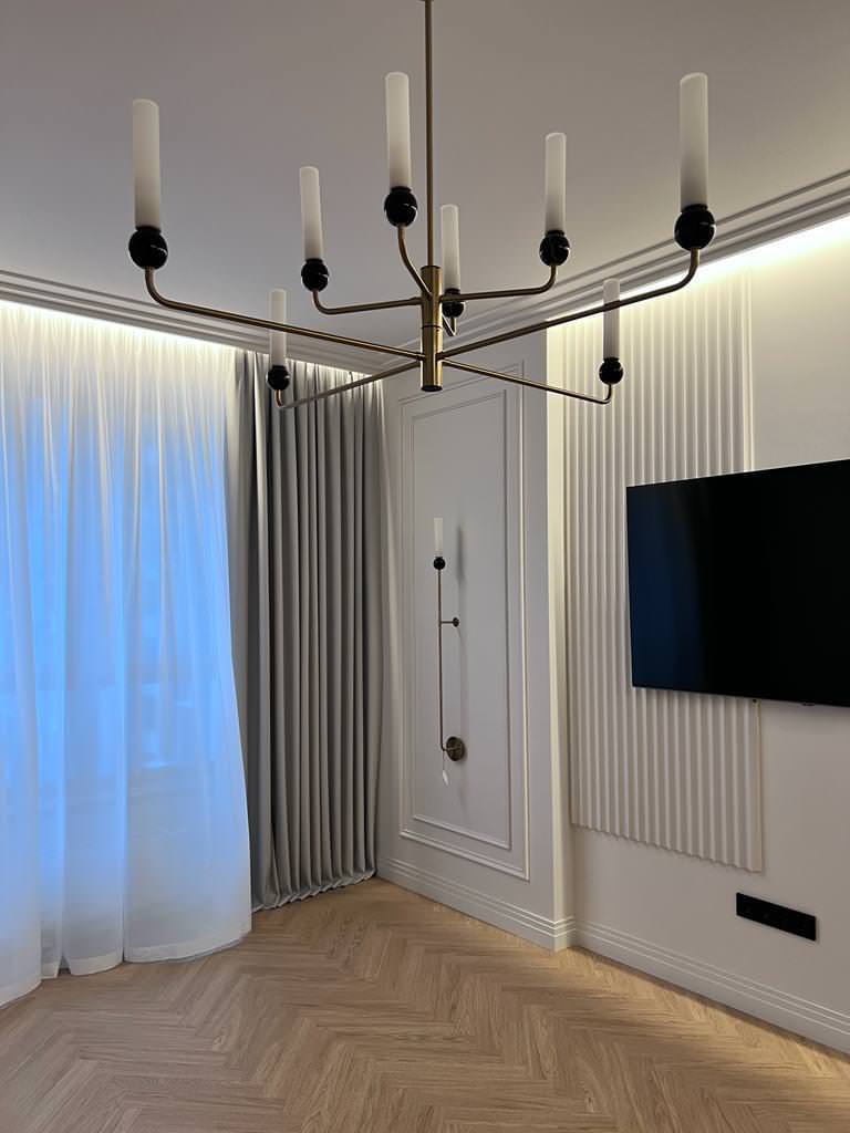 Обложка проекта: Неоклассика в центре