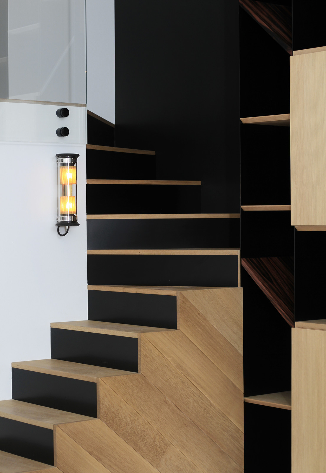 Обложка проекта: Лампы в Парижских интерьерах