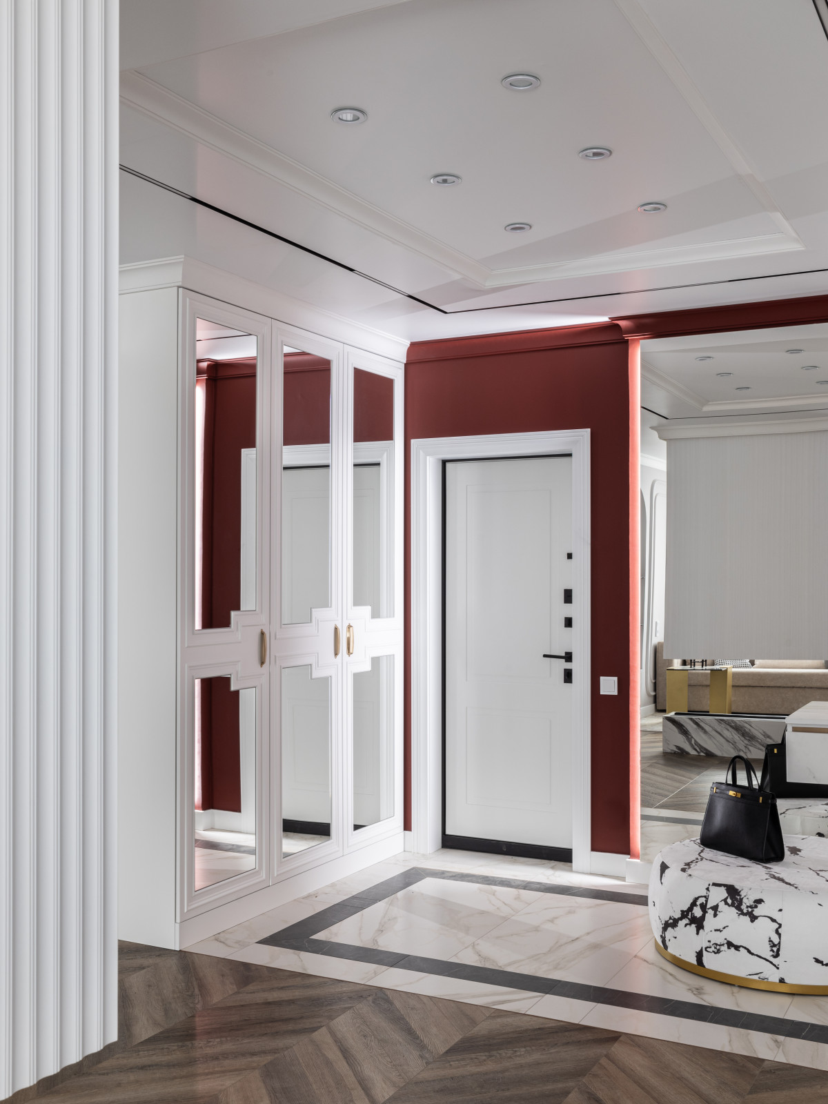 Двухкомнатная квартира 60м2 для девушки