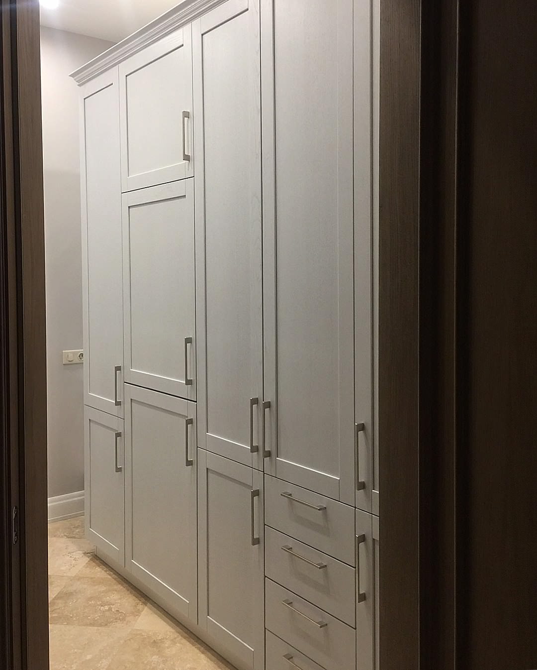 Массив из ясени и Шкаф из дуба