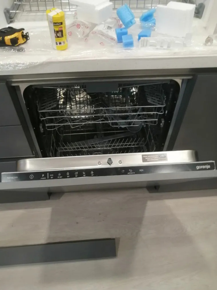 Обложка проекта: Установка посудомойки