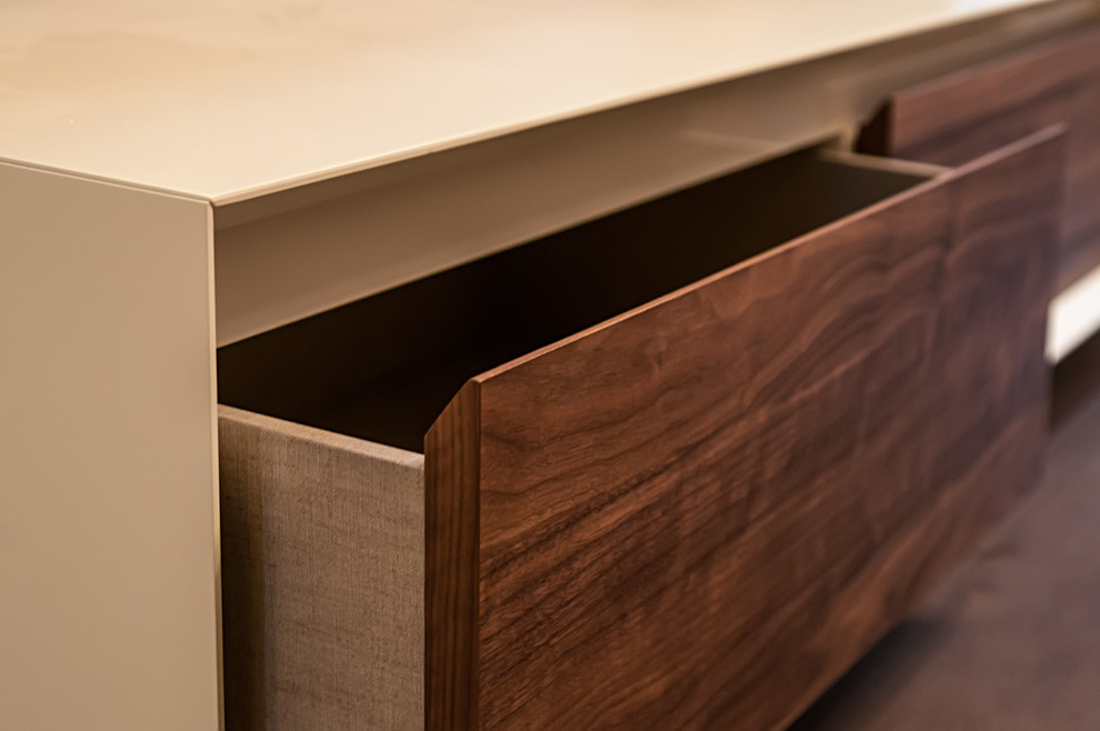 Квартира на набережной