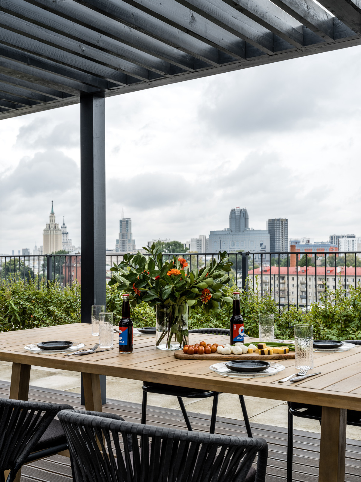 Квартира для семьи в Лофт Комплексе