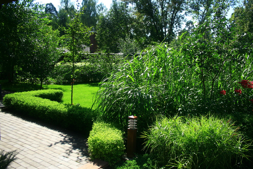 В духе Шале