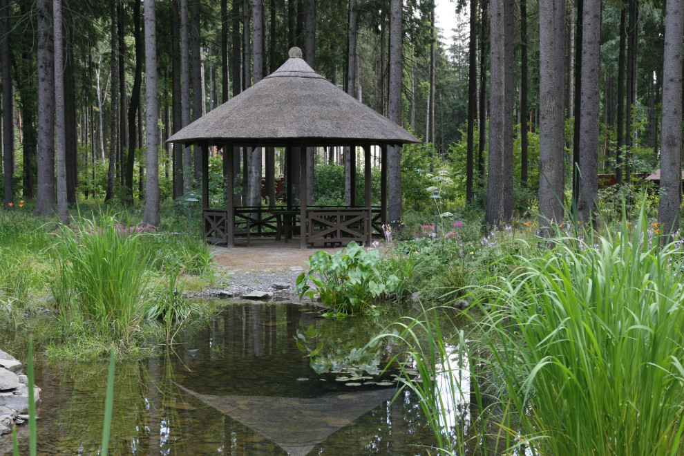 Сад «Лебединое озеро»