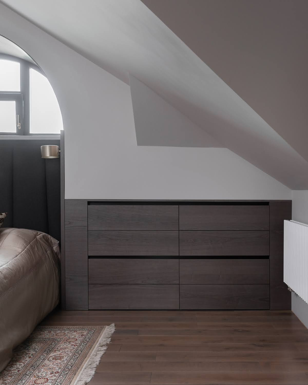 Спальня с ванной комнатой