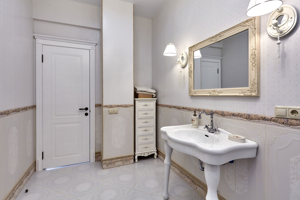 033 Квартира  в высотном доме с выходом на крышу.