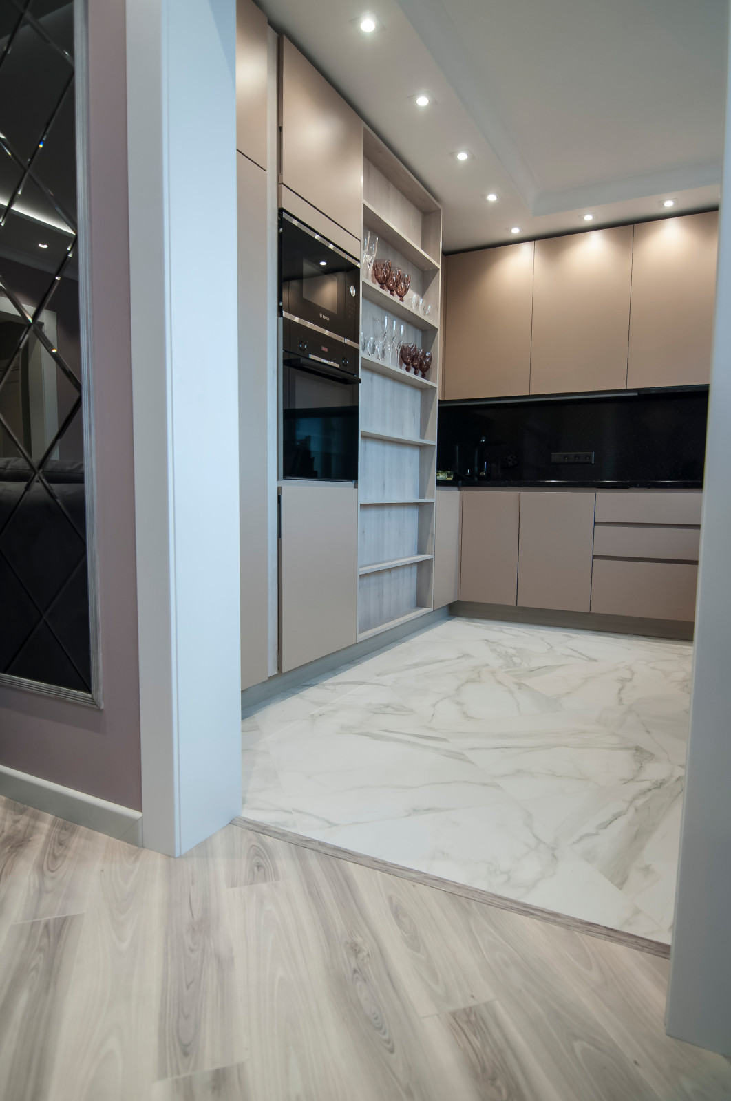 Кухня - вид с гостиной