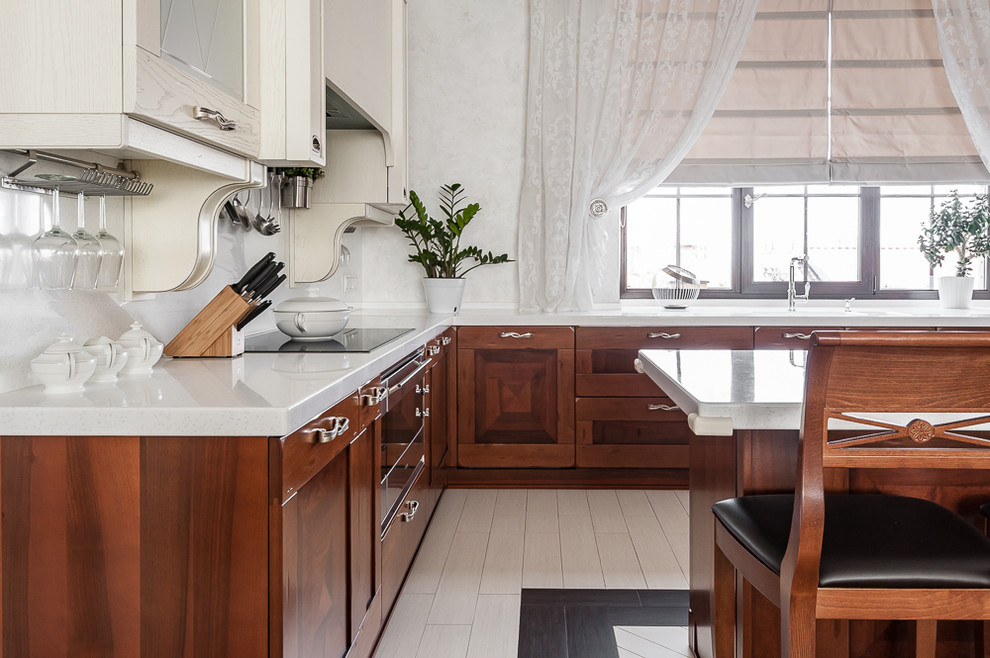 ДОМ НА ХОЛМЕ