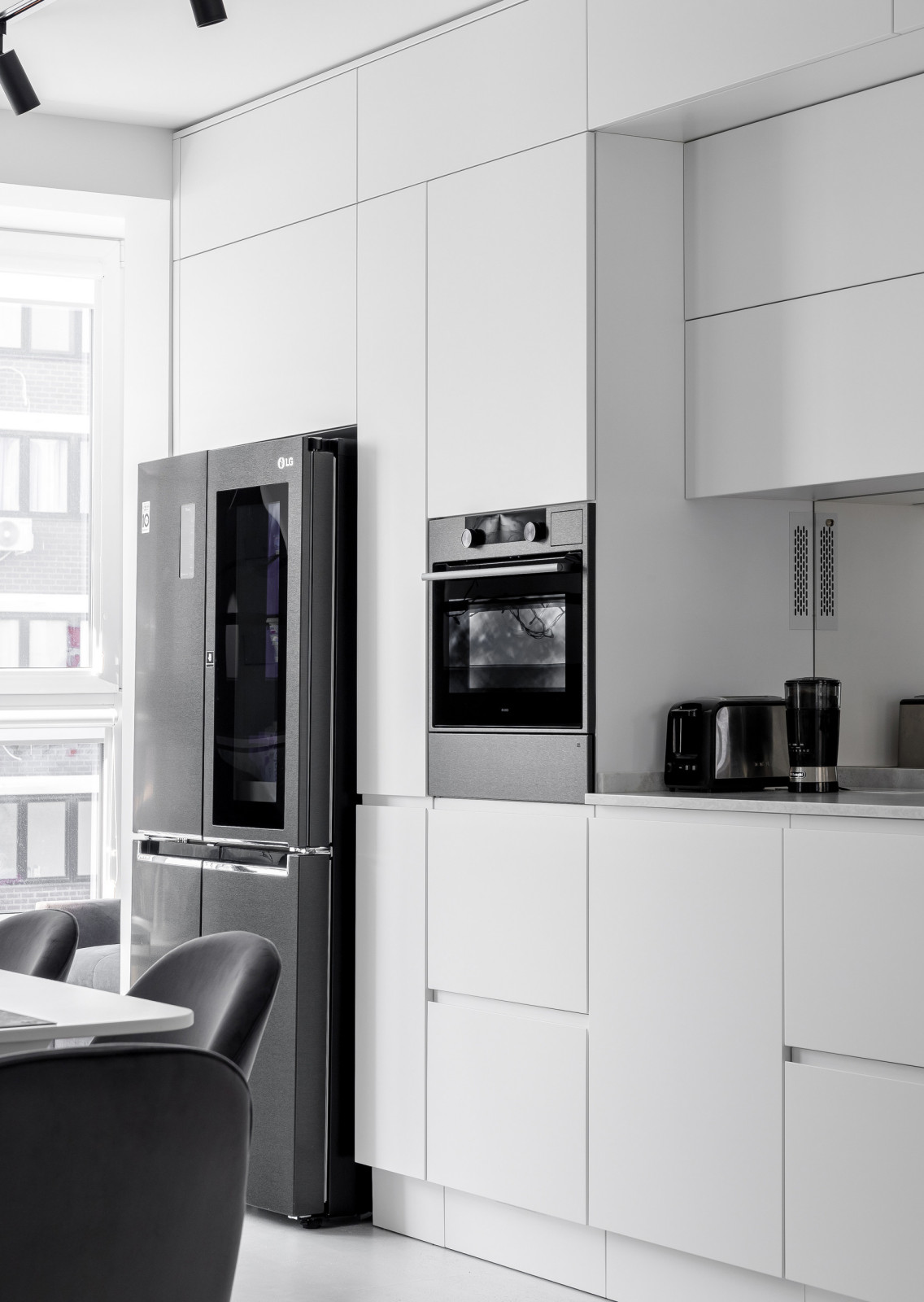 Реализация проекта трехкомнатной квартиры "ЖК на Высоте"