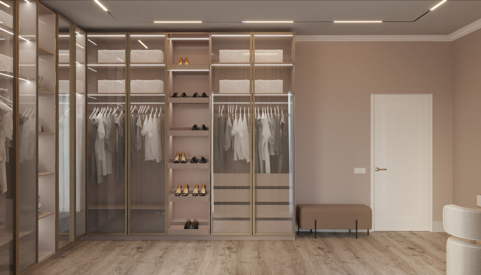 Дом для семьи. Гардероб.