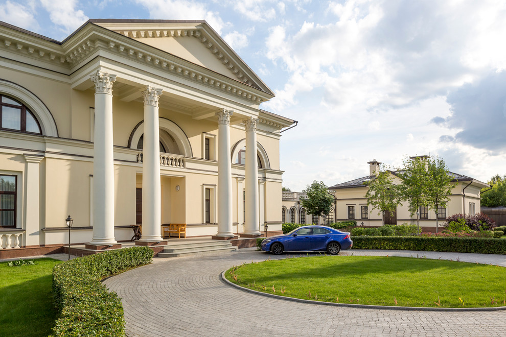 Жилой дом в Подмосковье (700 м2)