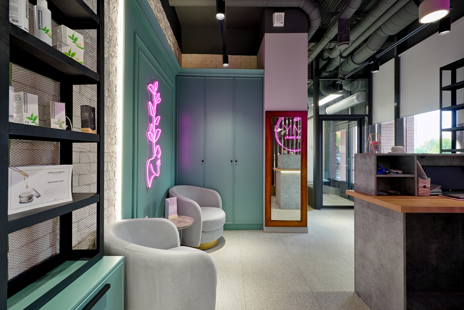 Фотосъемка интерьера и фасада салона красоты