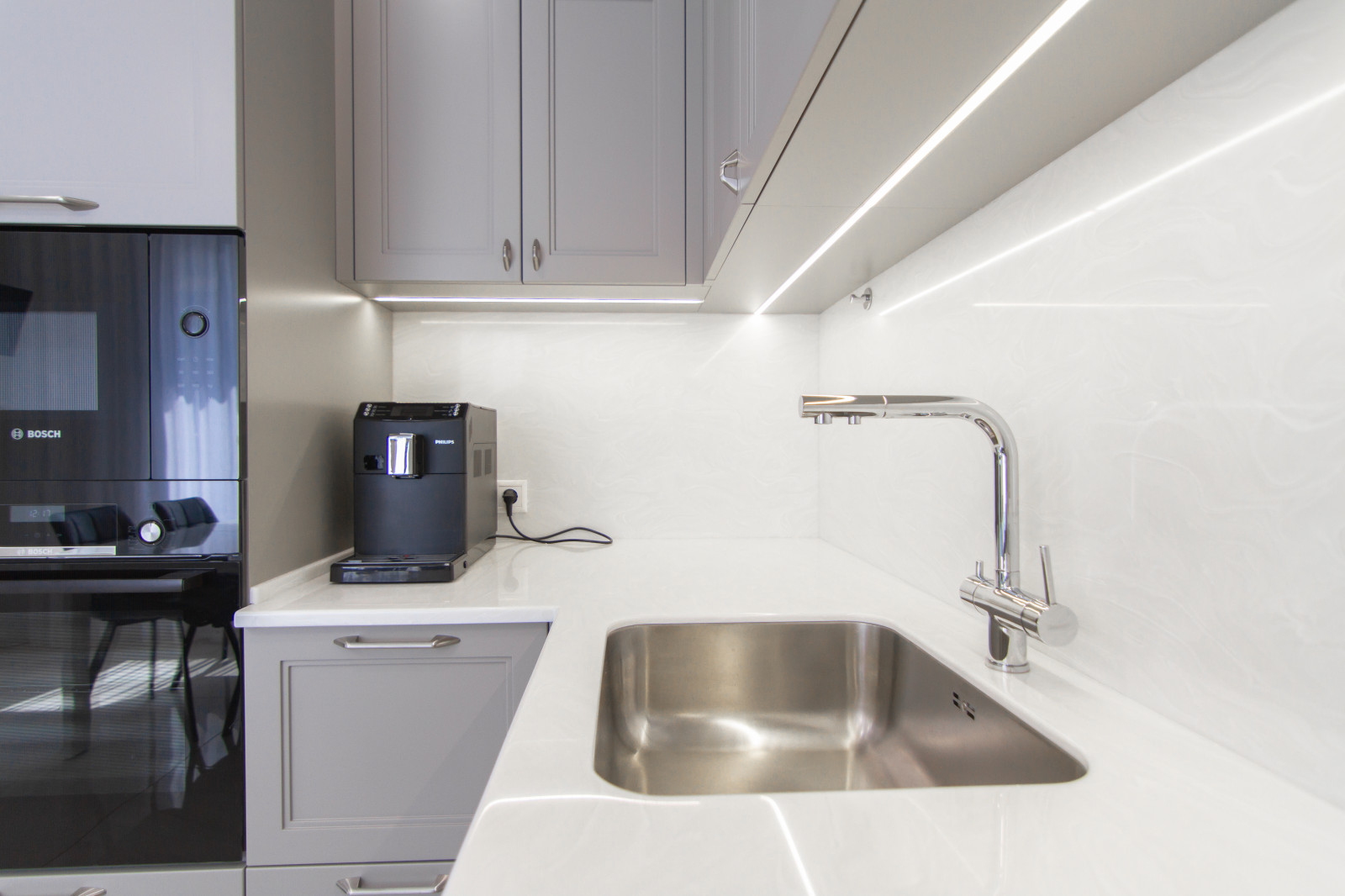 Неоклассика в нежно-кофейном цвете