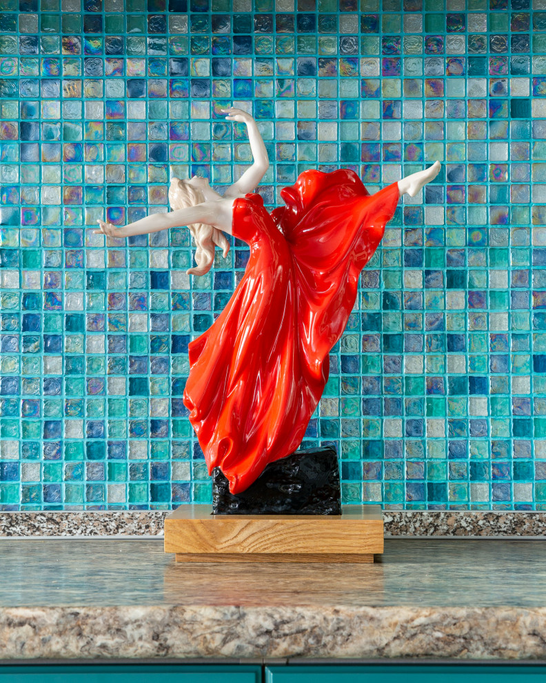 Контрастная кухня в Пензе