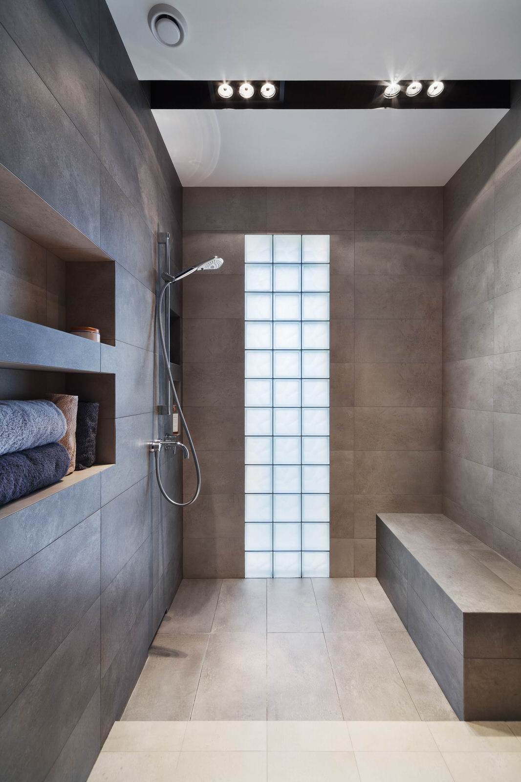 Обложка альбома: санузел