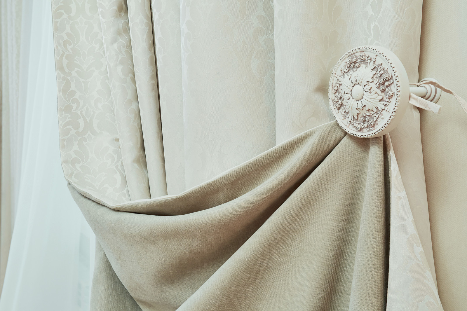 Реализованный яркий Дизайн-Проект 4х комнатной квартиры