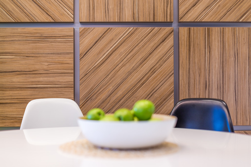 Проект 3-х комнатной квартиры в Санкт-Петербурге. Реализация 2013г