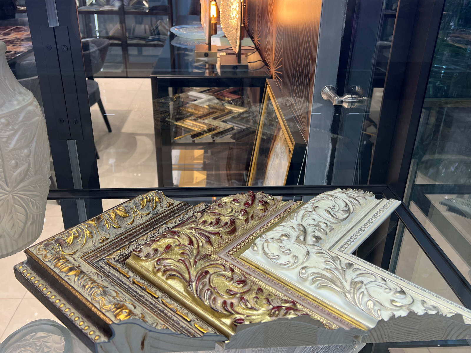 Арт-пространство R2 БАГЕТ ВИНТАЖ в Casa Ricca EXPO