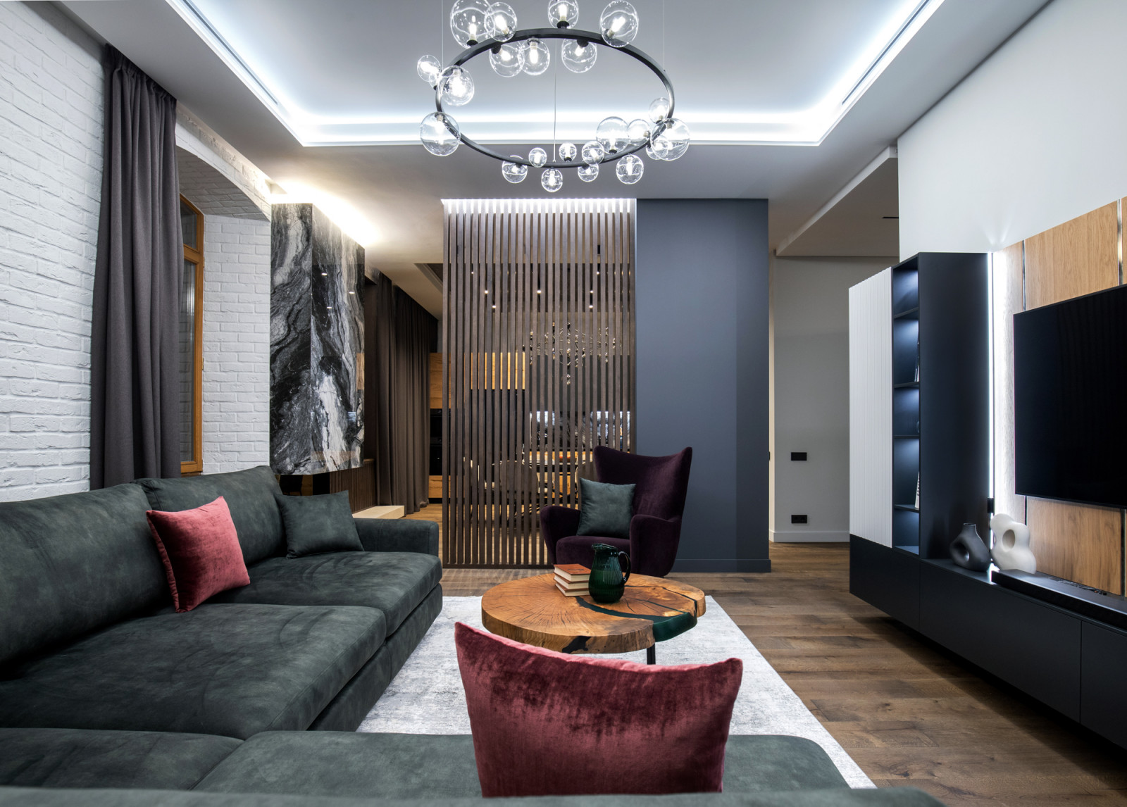 Квартира в центре Москвы для молодой девушки