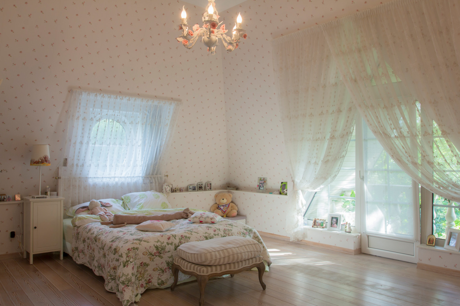 Дом под Петергофом