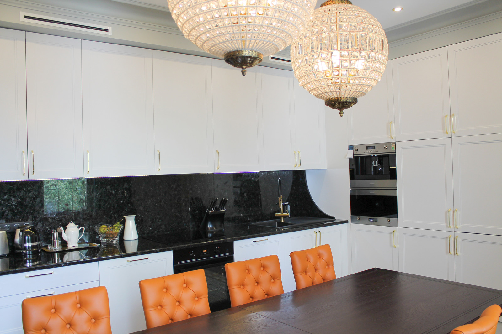 Современная классика в черно-белом исполнении