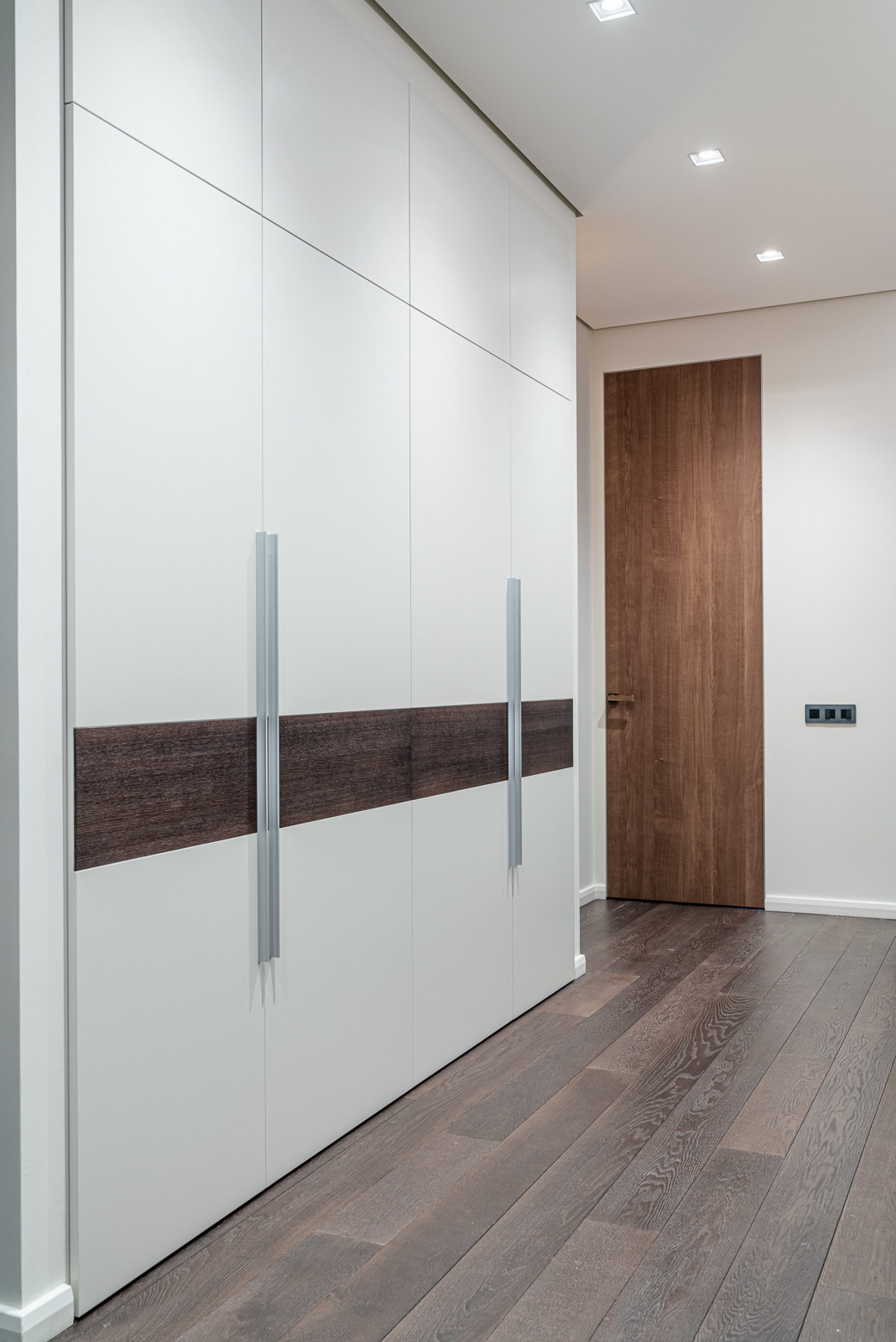 Шкаф ЖК Смольный