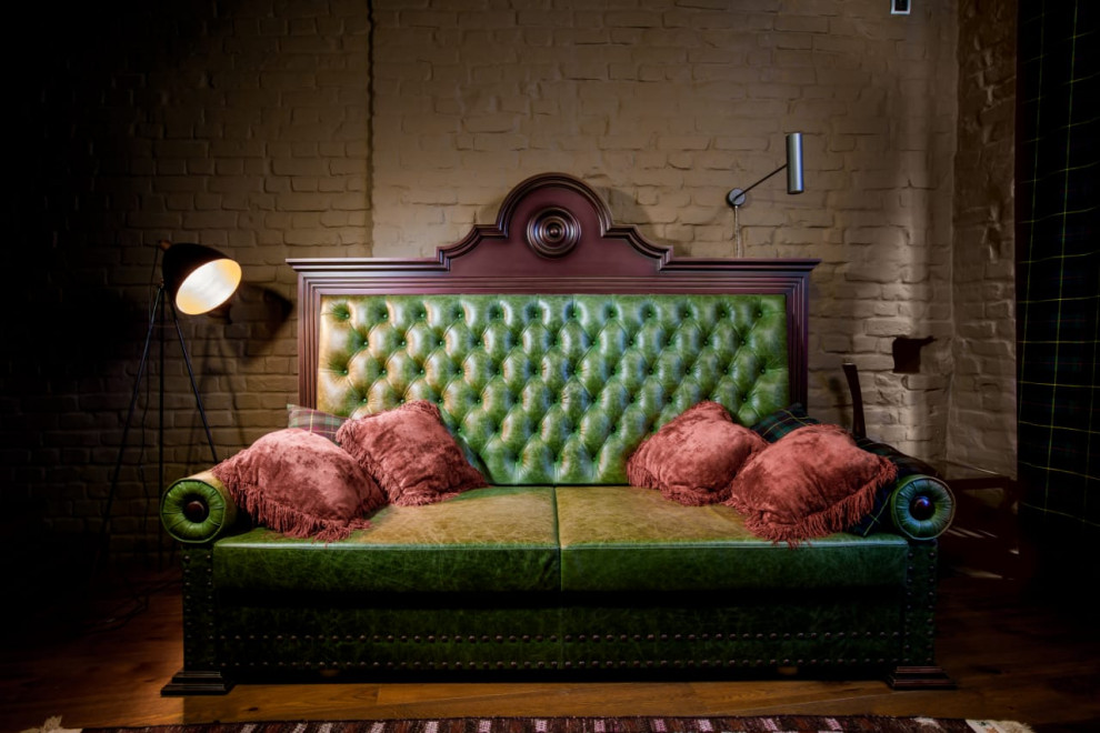 Сталинский диван для Алексея Серебрякова