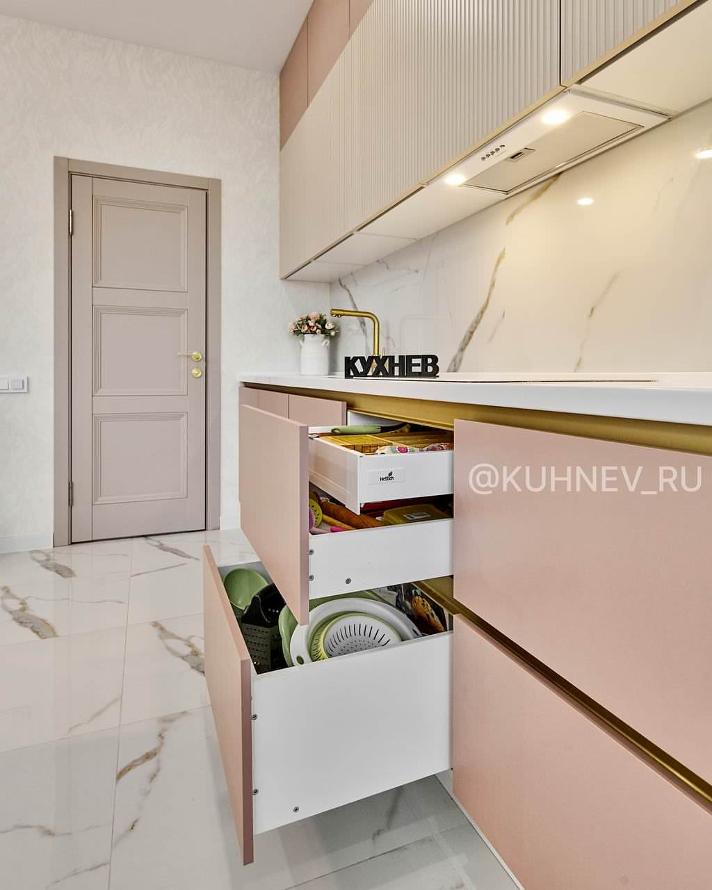 Кухня-гостиная в оттенках 2024