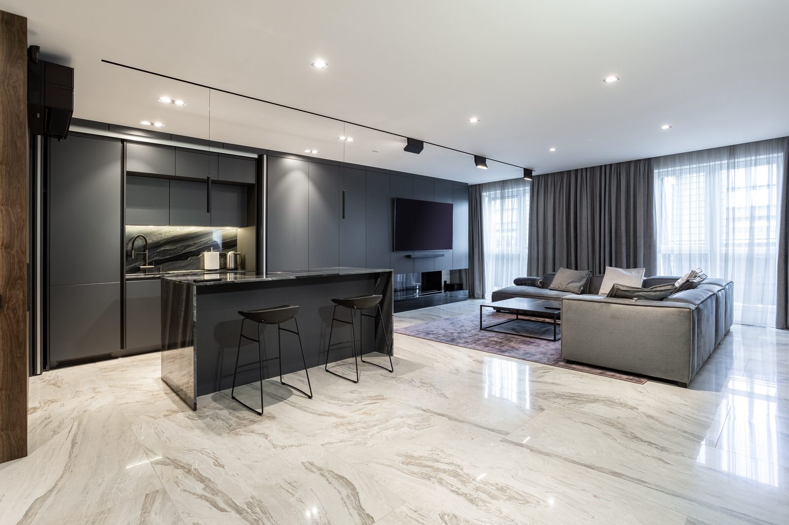 кухня серый камень