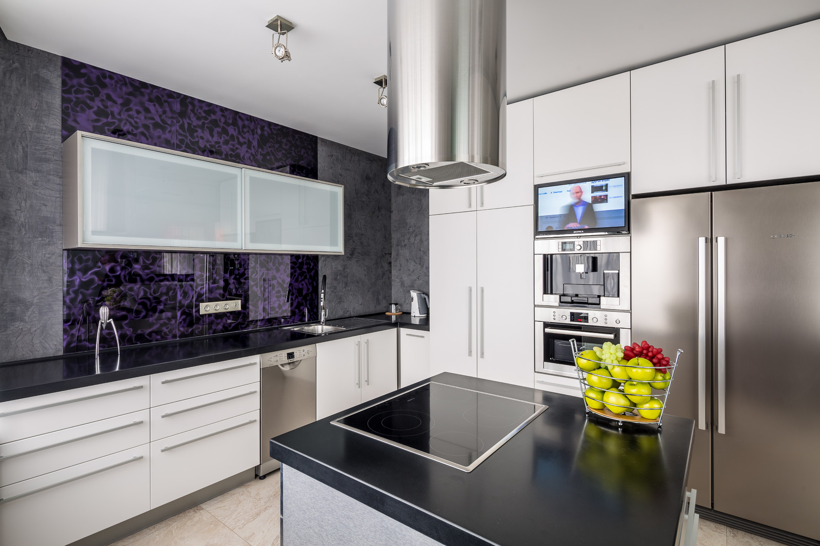 ЗАЗЕРКАЛЬЕ