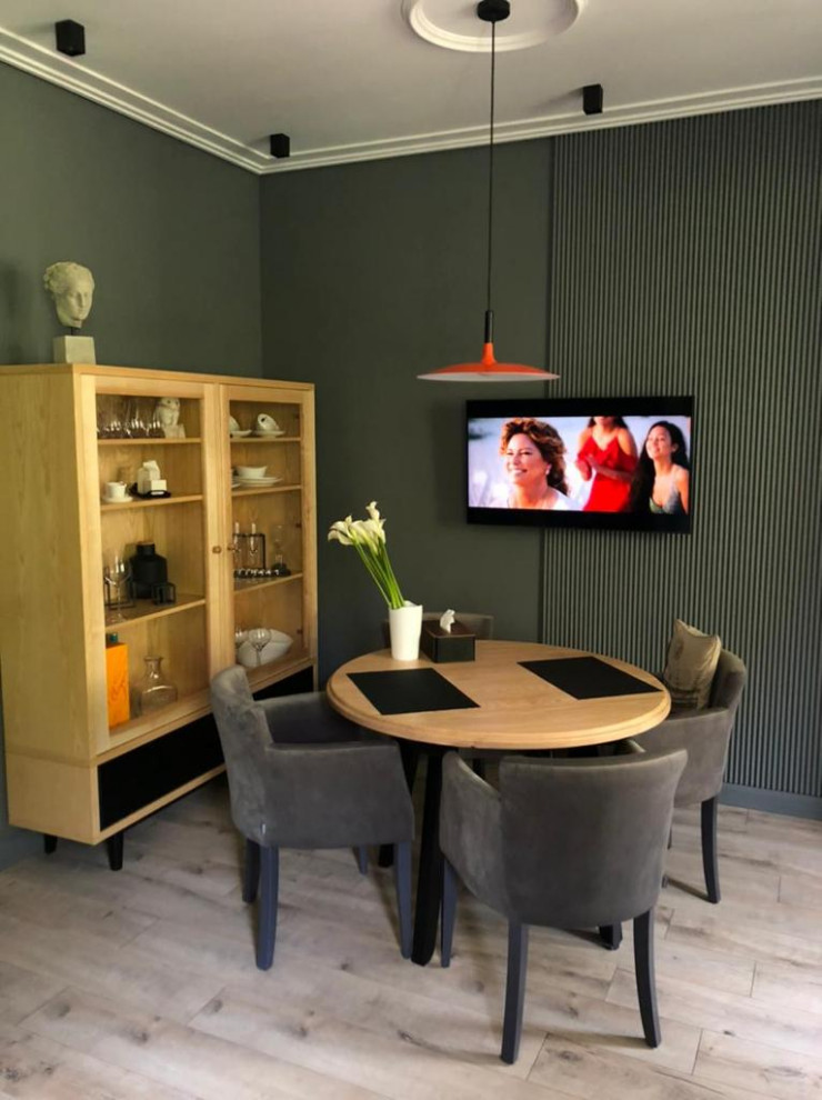 Обложка проекта: Квартира в Сочинской "сталинке"