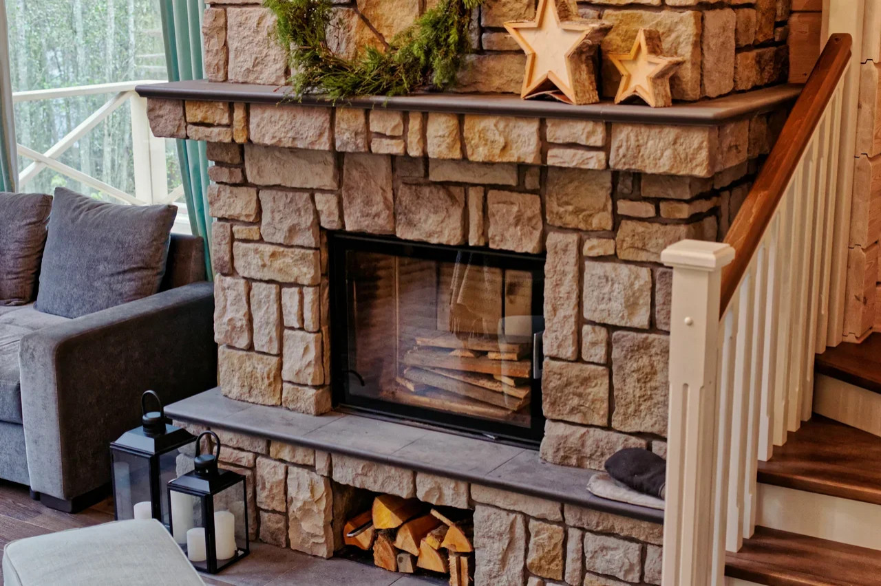 Дом на берегу озера в деревне Силино