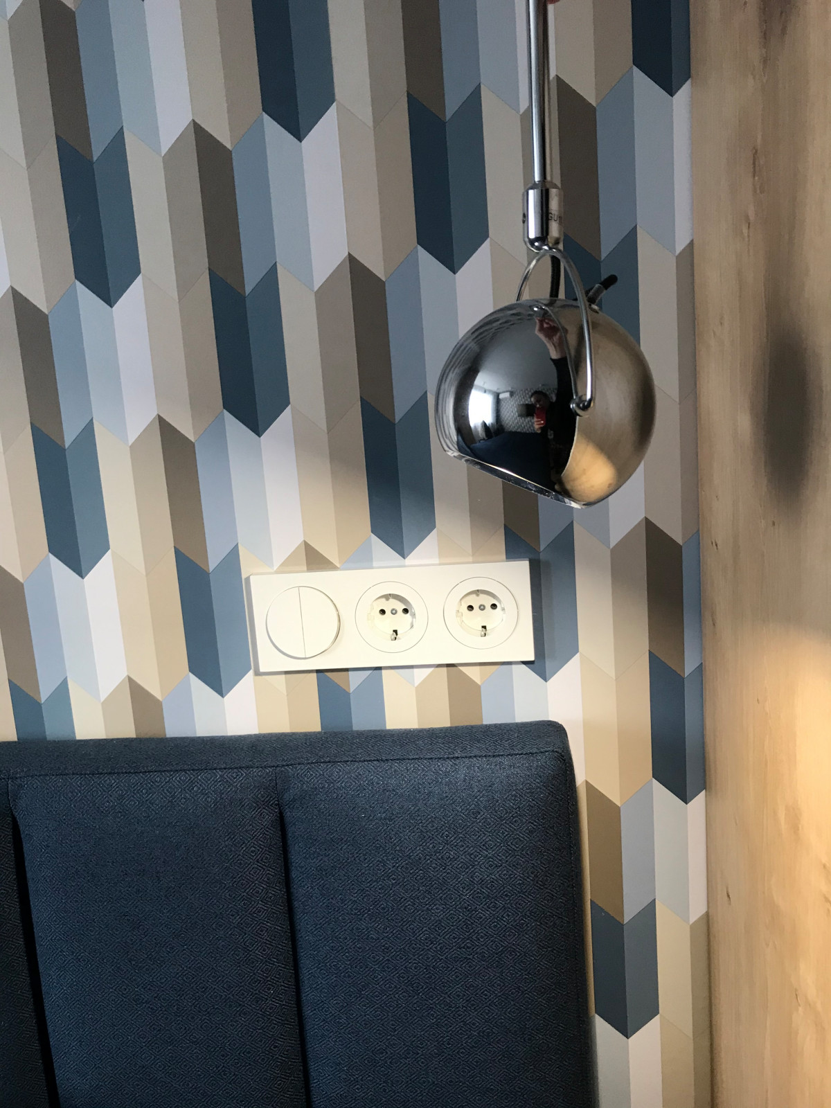 Ремонт на Полины Осипенко