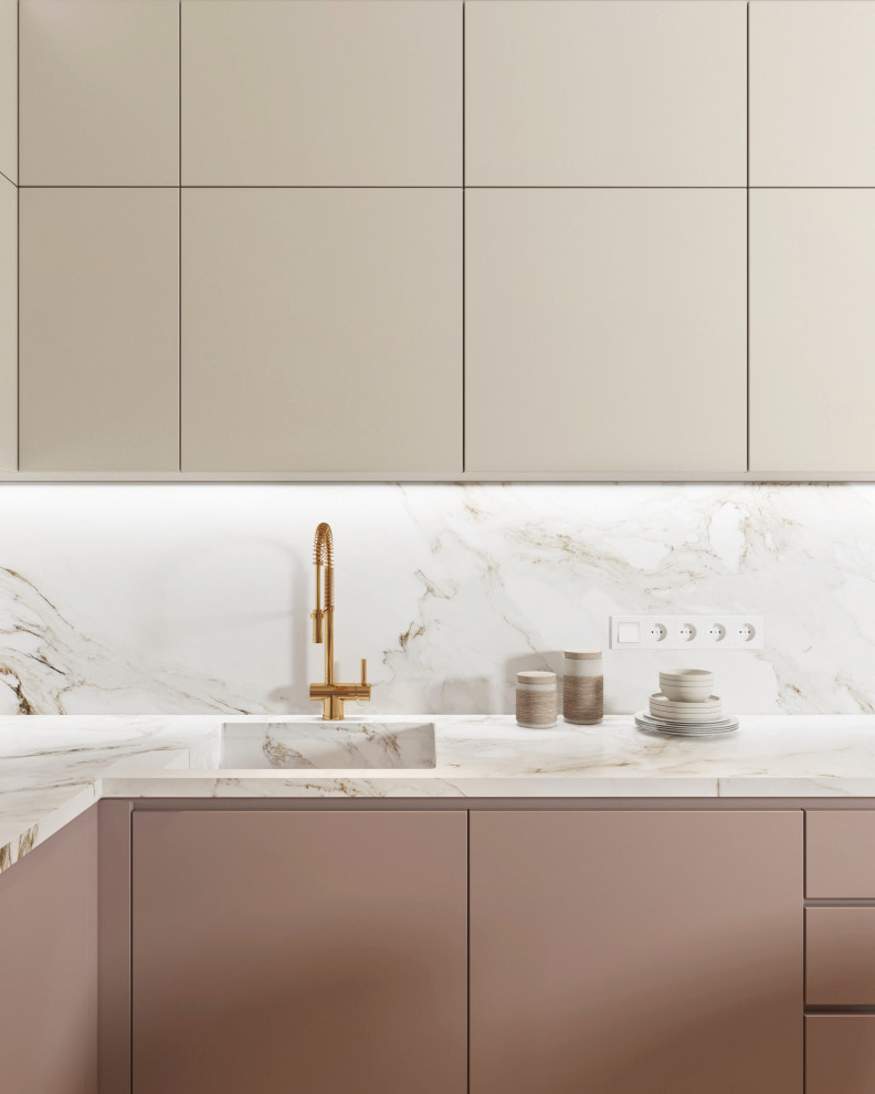 Трехкомнатная квартира в Комунарке.